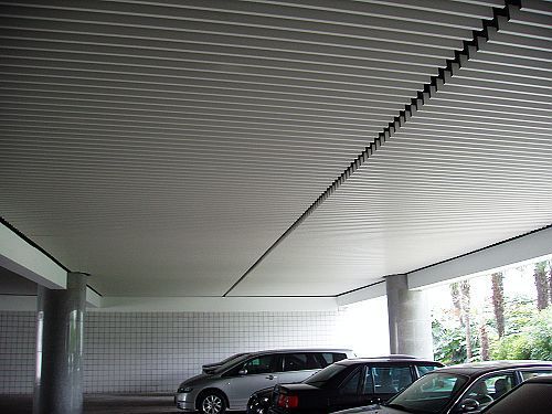 停車場(chǎng)鋁格柵